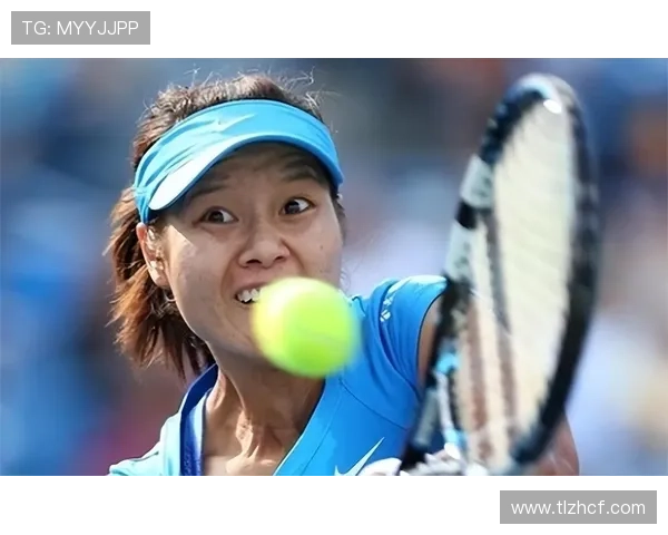 李娜专访：从羽毛球新星到世界冠军的辉煌旅程回顾