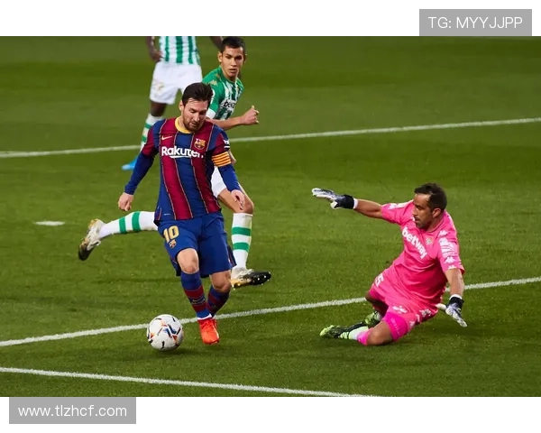 足球巨星的独特过人技巧解析与精彩瞬间回顾