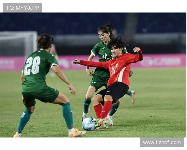 赛后分析:北京足球队与深圳足球队的战术配合与表现评估 赛后分析:北京足球队与深圳足球队的战术配合与表现评估